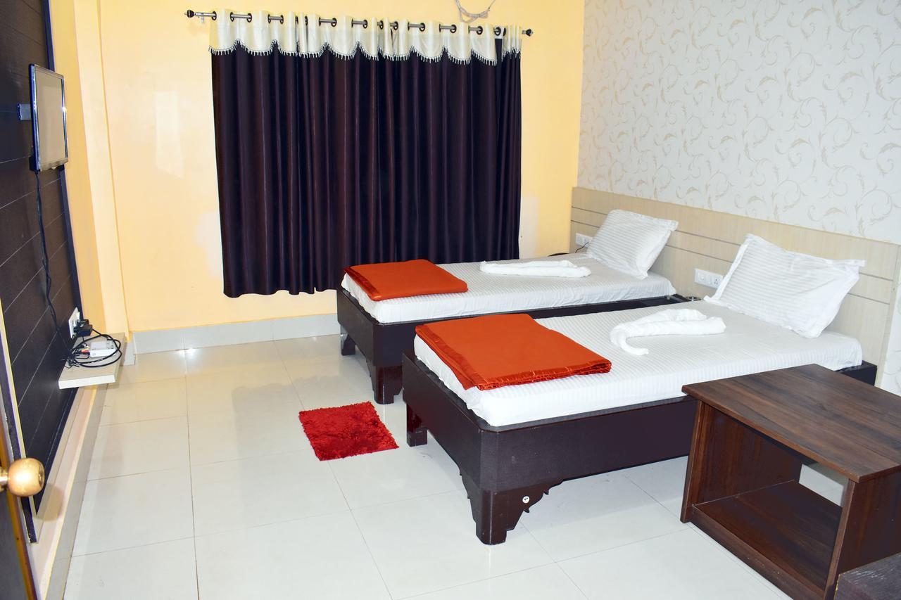 Hotel Triveni Balangir Dış mekan fotoğraf