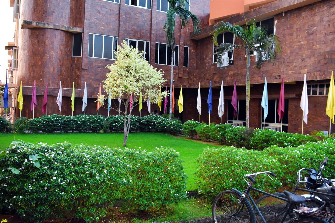 Hotel Triveni Balangir Dış mekan fotoğraf