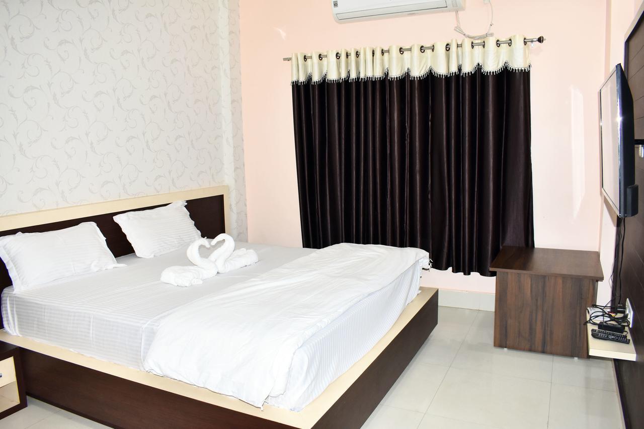 Hotel Triveni Balangir Dış mekan fotoğraf